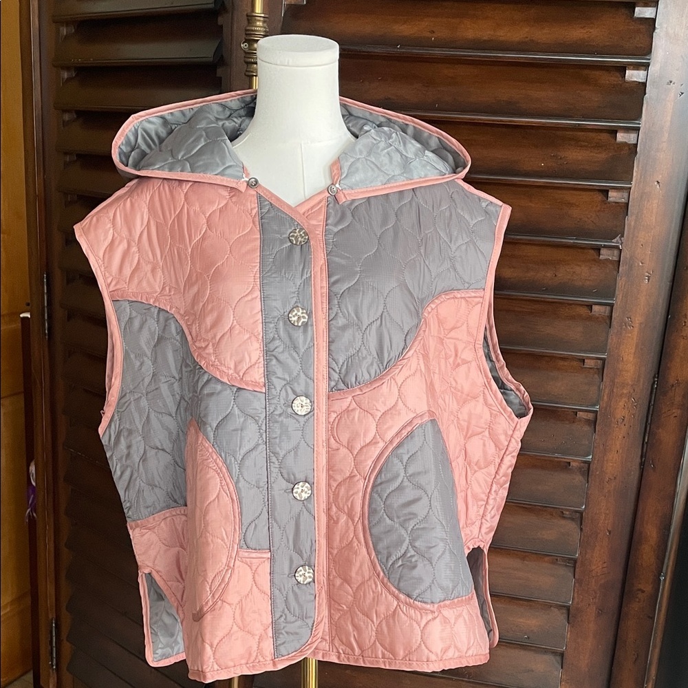 POL Salmon Pink and Gray Quilted Vest M/L Removable Hood Oversized - Picture 4 of 13